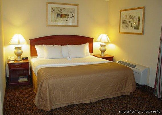 Clarion Hotel & Conference Center Colorado Springs Rom bilde