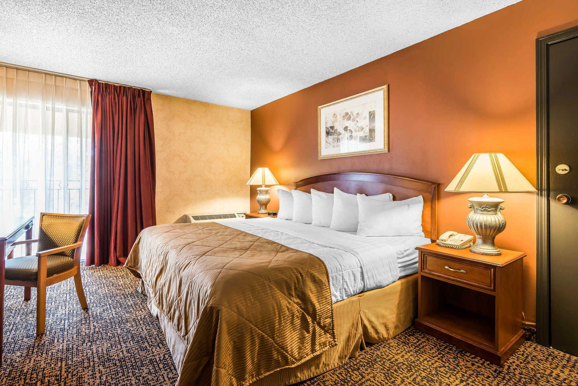 Clarion Hotel & Conference Center Colorado Springs Rom bilde